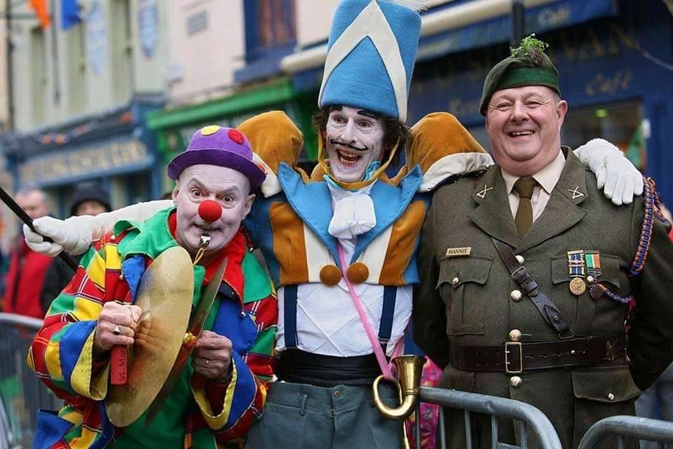 magic show clowns
